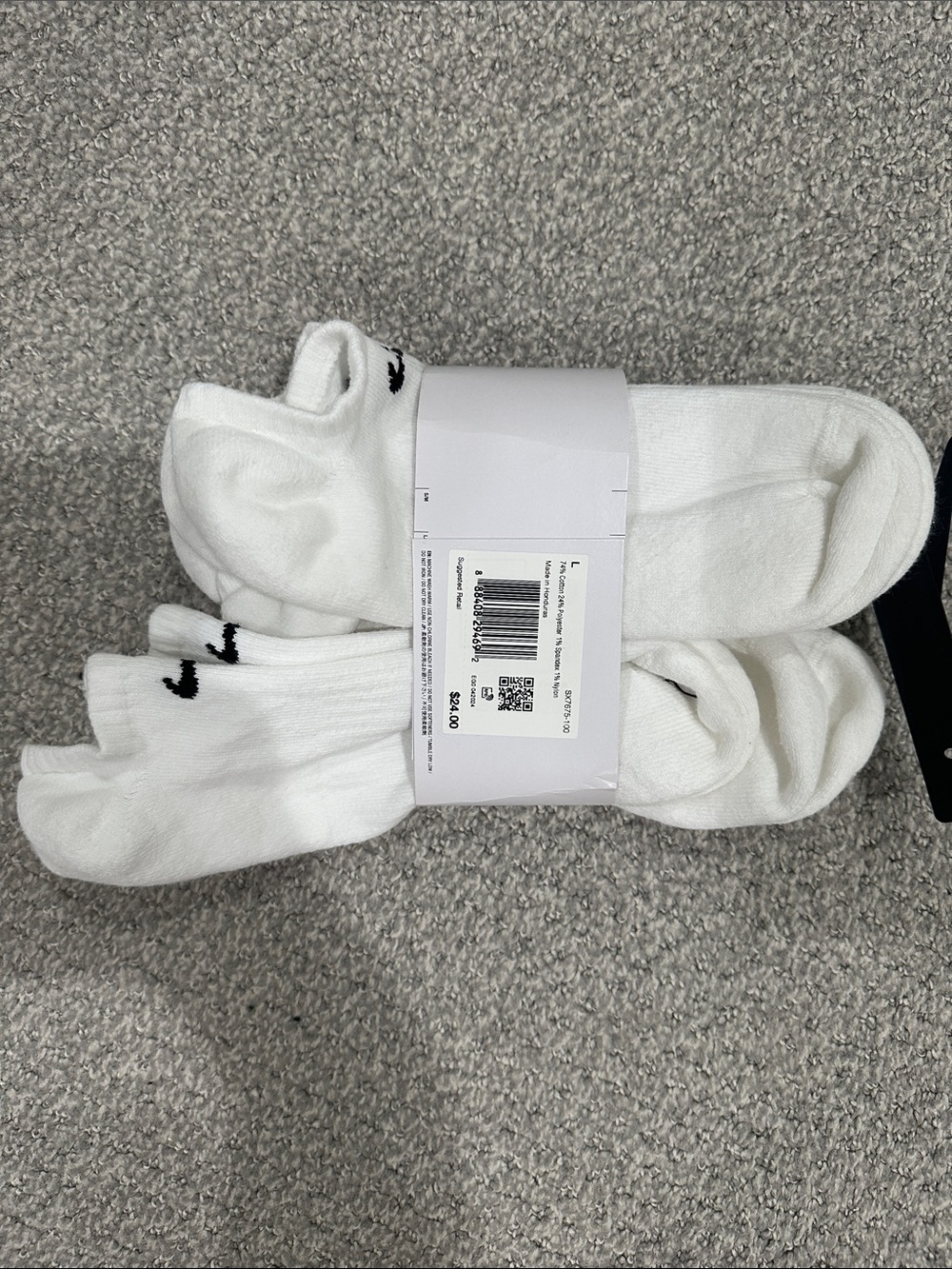 Nike White No-Show Athletic Socks with Black Swoosh - Pack
